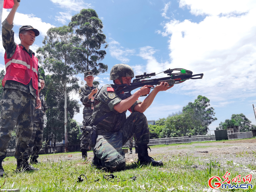 超燃！直击武警四川总队特战侦察比武