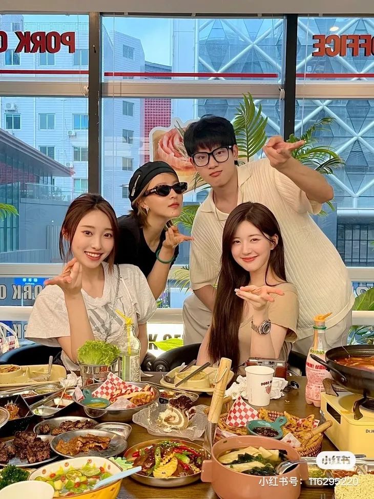 OMG | 倪妮这自拍角度普通人真hold不住