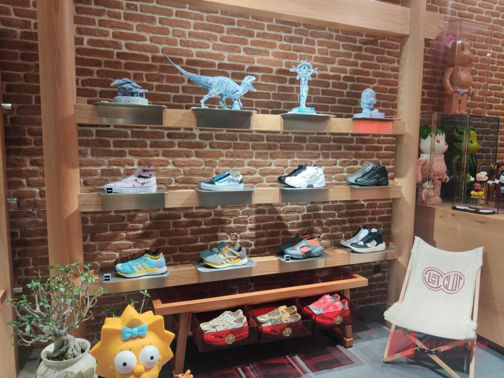 “明星潮牌鼻祖”陈冠希连关两店 艺人为何开不活潮牌？