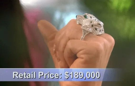 起火先救铂金包，从难民逆天改命到拥有20亿身家的她