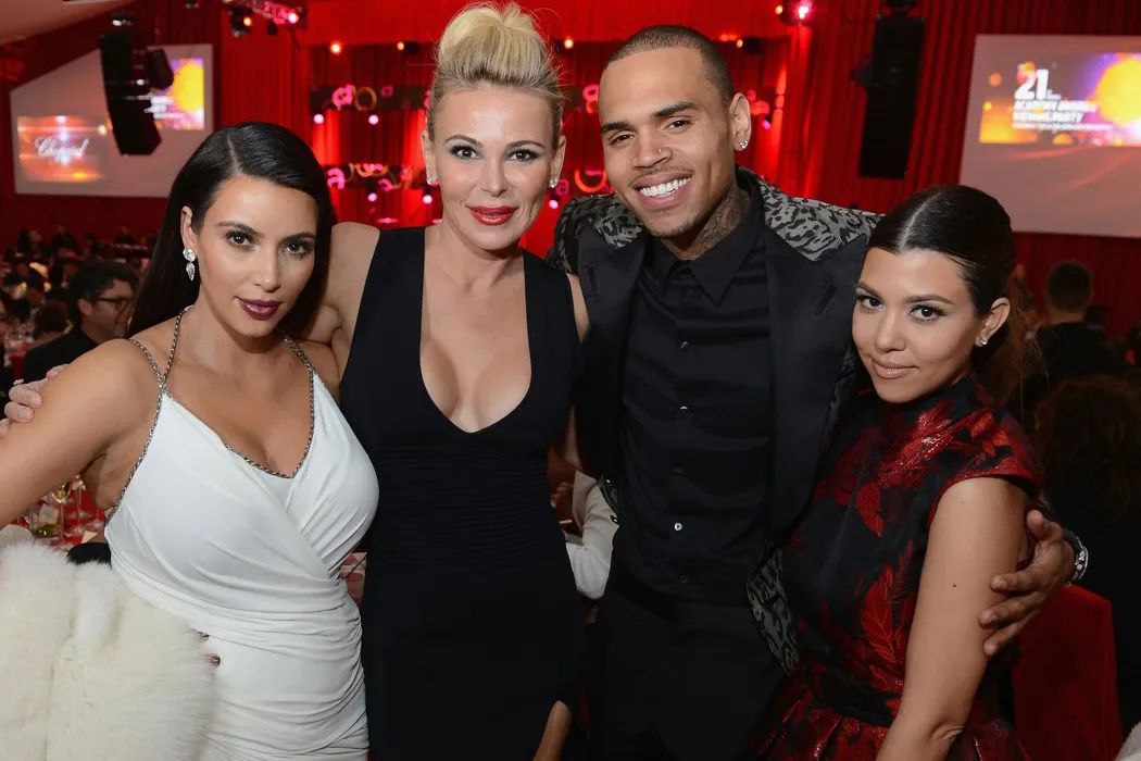 起火先救铂金包，从难民逆天改命到拥有20亿身家的她