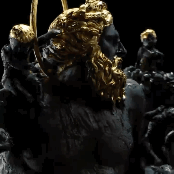 起火先救铂金包，从难民逆天改命到拥有20亿身家的她