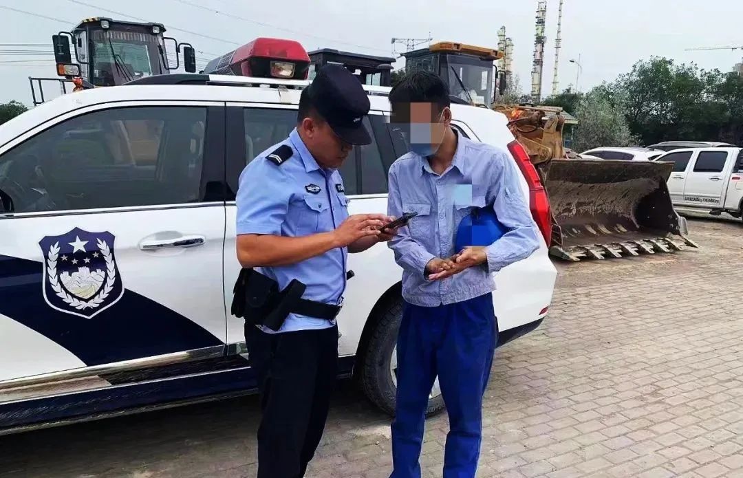 全民反诈 | 要贷款先转钱？民警及时劝阻两起网贷诈骗！