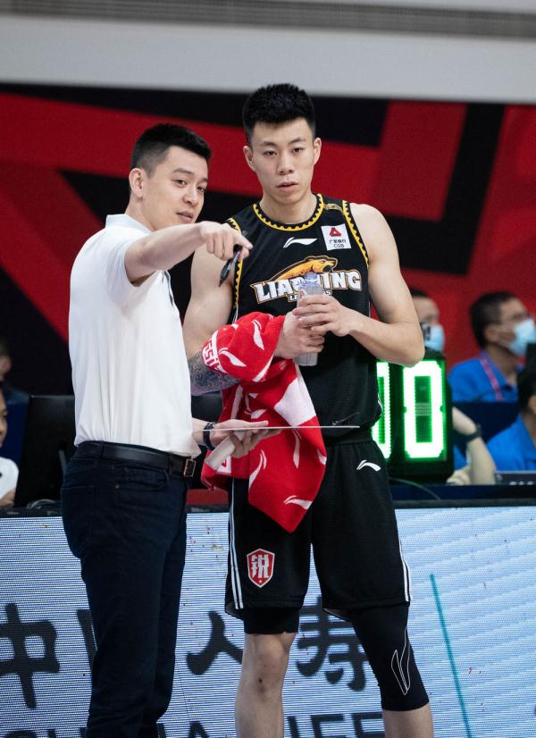 nba为什么会有4分球(张镇麟：希望在NBA舞台展示更好的自己)