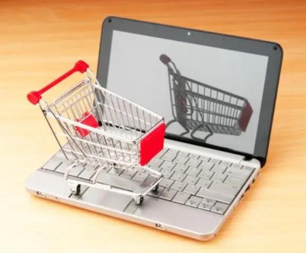 分期买2199元的手机却变3139元 商家：店员没讲清楚……