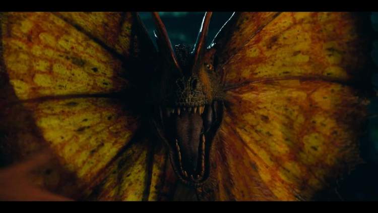 《侏罗纪世界3》恐龙补课：霸王龙巨兽龙镰刀龙三足鼎立，“小小蓝”萌翻观众