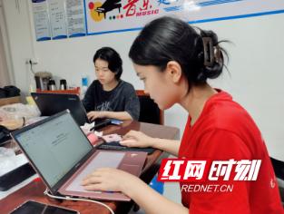 瀏陽(yáng)市達(dá)滸鎮(zhèn)達(dá)滸完小三下鄉(xiāng)支教活動(dòng)(圖9) 瀏陽(yáng)市達(dá)滸鎮(zhèn)達(dá)滸完小三下鄉(xiāng)支教活動(dòng)(圖9)