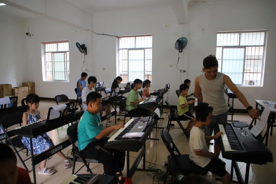 2022年上思县文化馆免费开放暑期公益性艺术培训班开课啦！