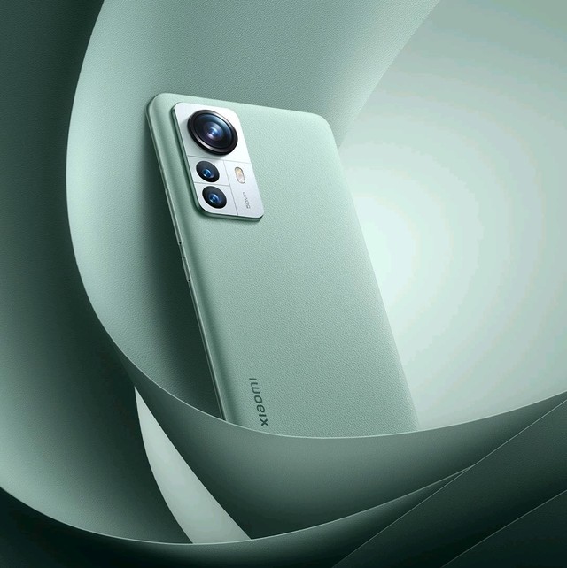 这四款旗舰手机配置凶悍价格香 买了不后悔