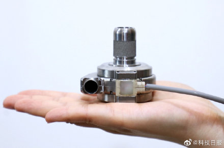 �������˹������������