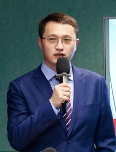 東西問 | 劉典：全球數字經濟博弈 中國如何突出重圍？