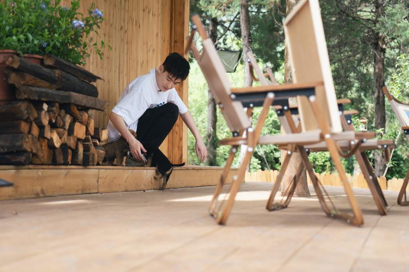 唱歌换取豆腐和番茄，容祖儿《牧野家族》暴露社牛属性