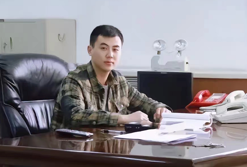 父女似“爷孙”，妻子调侃回应：从朱亚文到猪八戒的进化过程