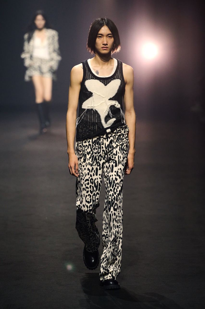 做时代的漫游者,去往未来度假|上海时装周