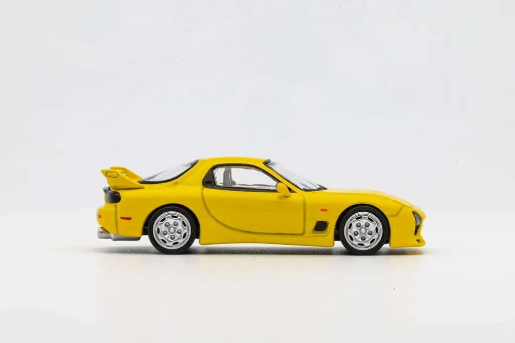 一万转的高能机器，来自TW的两款三代马自达RX-7模型试玩
