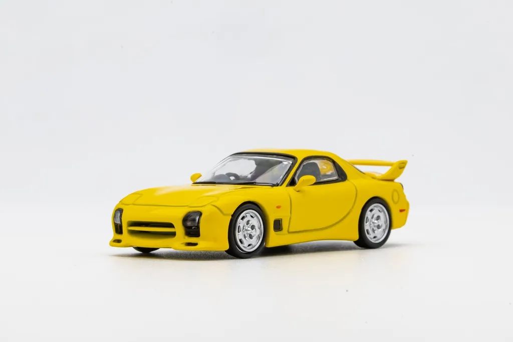 一万转的高能机器，来自TW的两款三代马自达RX-7模型试玩