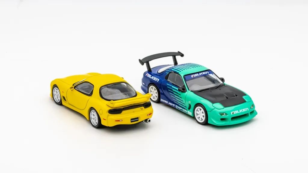 一万转的高能机器，来自TW的两款三代马自达RX-7模型试玩