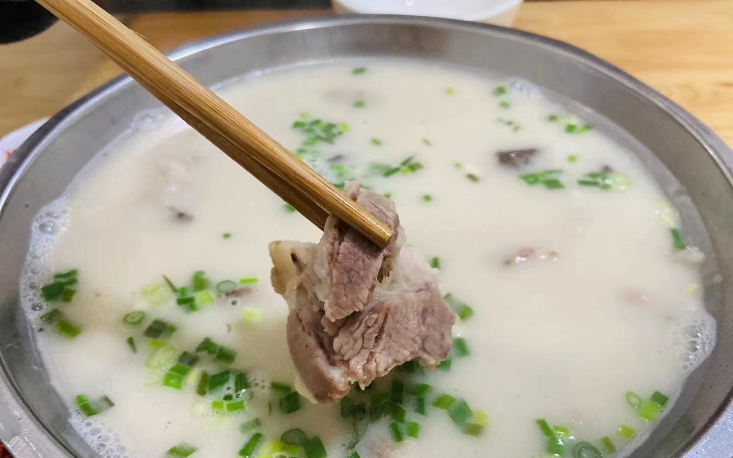 山东单县羊肉汤(醇厚美味，传统工艺羊肉汤)