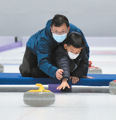 中国申办冬奥会(中国冰雪运动实现跨越式发展)