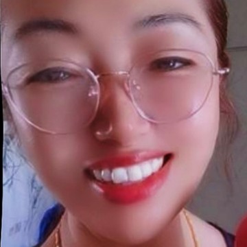 裁料行四眼老板小宇