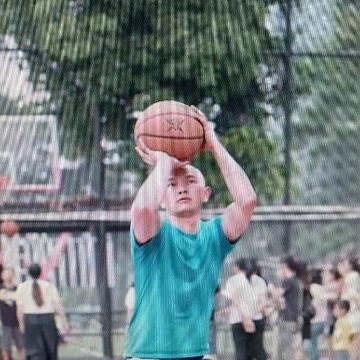 阿雄侃篮球