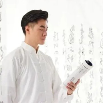 说书人南宫晖
