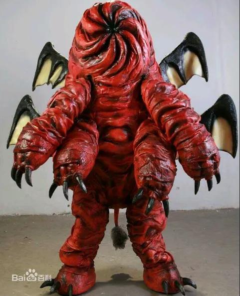 实力对比饕餮还有梼杌要逊色一些,但是防御力却比两人都强.