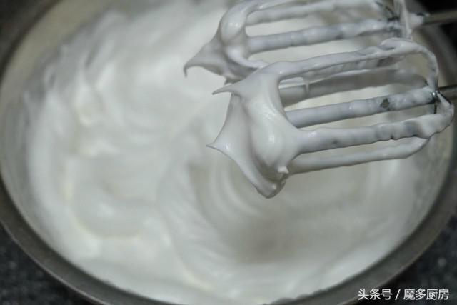 如何只用鸡蛋做奶油蛋糕，奶油蛋糕不用买