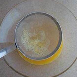 图片[6]-牛奶炖蛋的做法 一招小诀窍 香滑细腻 入口即化 小孩超喜欢！-起舞食谱网