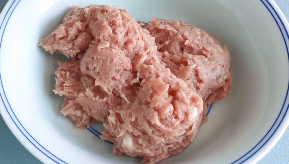 圖片[2]-【瘦肉片湯】做法步驟圖 吃起來Q彈爽滑 一次能吃兩大碗-起舞食譜網(wǎng)