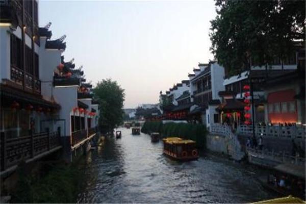南京旅游必去十大景点推荐（盘点南京10个真正值得去的地方）