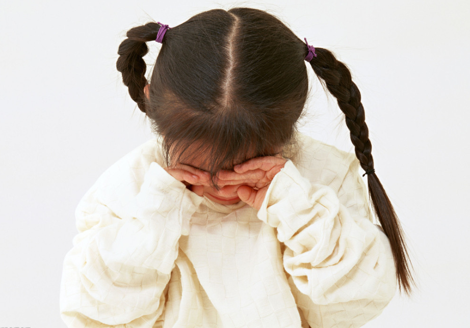 姐姐给弟弟冲奶粉自己先干两杯(姐姐给弟弟冲奶粉自己先干两杯的说说)