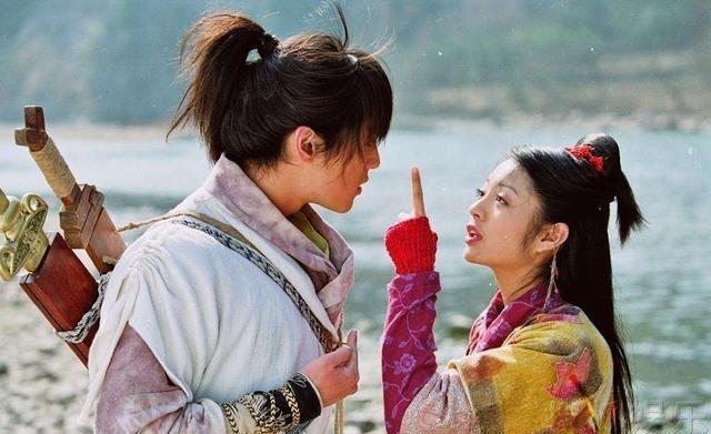 仙剑一青儿喜欢的是谁(仙剑奇侠传一青儿到底喜欢谁)