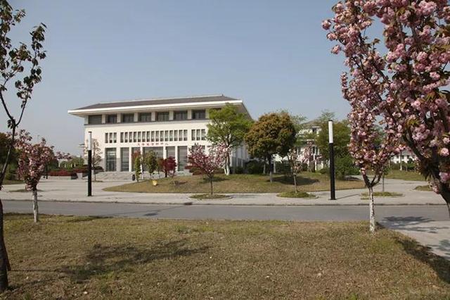 扬州大学城有几所什么大学，南京邮电大学通达学院