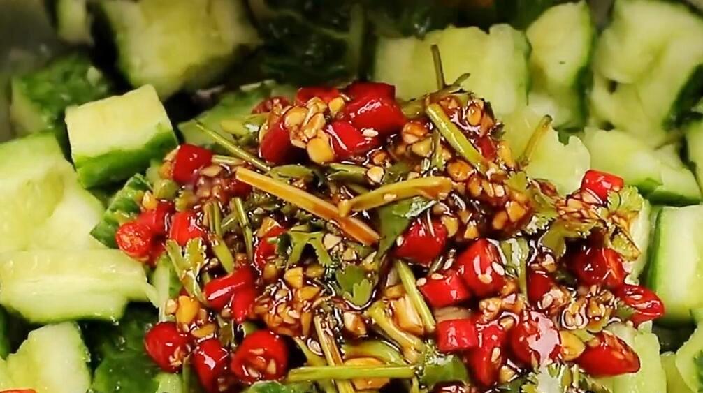 圖片[4]-【拌黃瓜】做法步驟圖 爽脆又開胃 一看就會(huì)-起舞食譜網(wǎng)