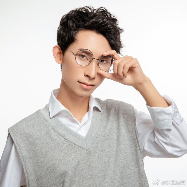 王者荣耀:梦泪两天拿下国服最强上官婉儿称号?凌晨还在打排位!