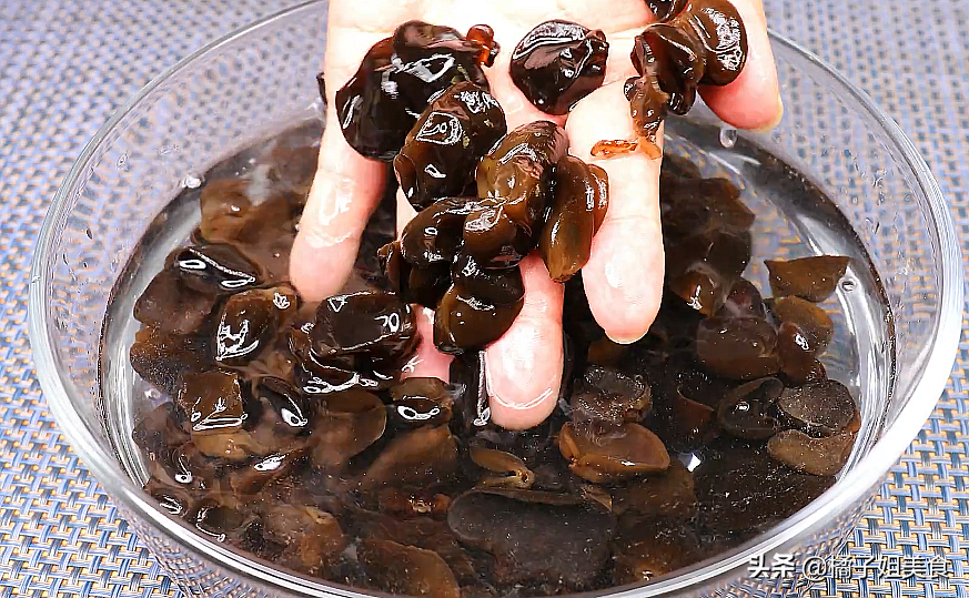 圖片[2]-低卡高纖木耳涼拌減肥餐：4步促代謝做法，高纖維低熱量，清爽-起舞食譜網