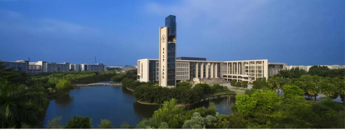 广州大学桂花岗(5位院士坐镇)