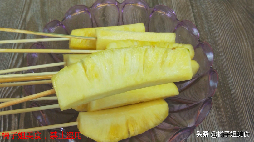 圖片[9]-這才是切菠蘿的正確方法 60秒切一個簡單不臟手-起舞食譜網
