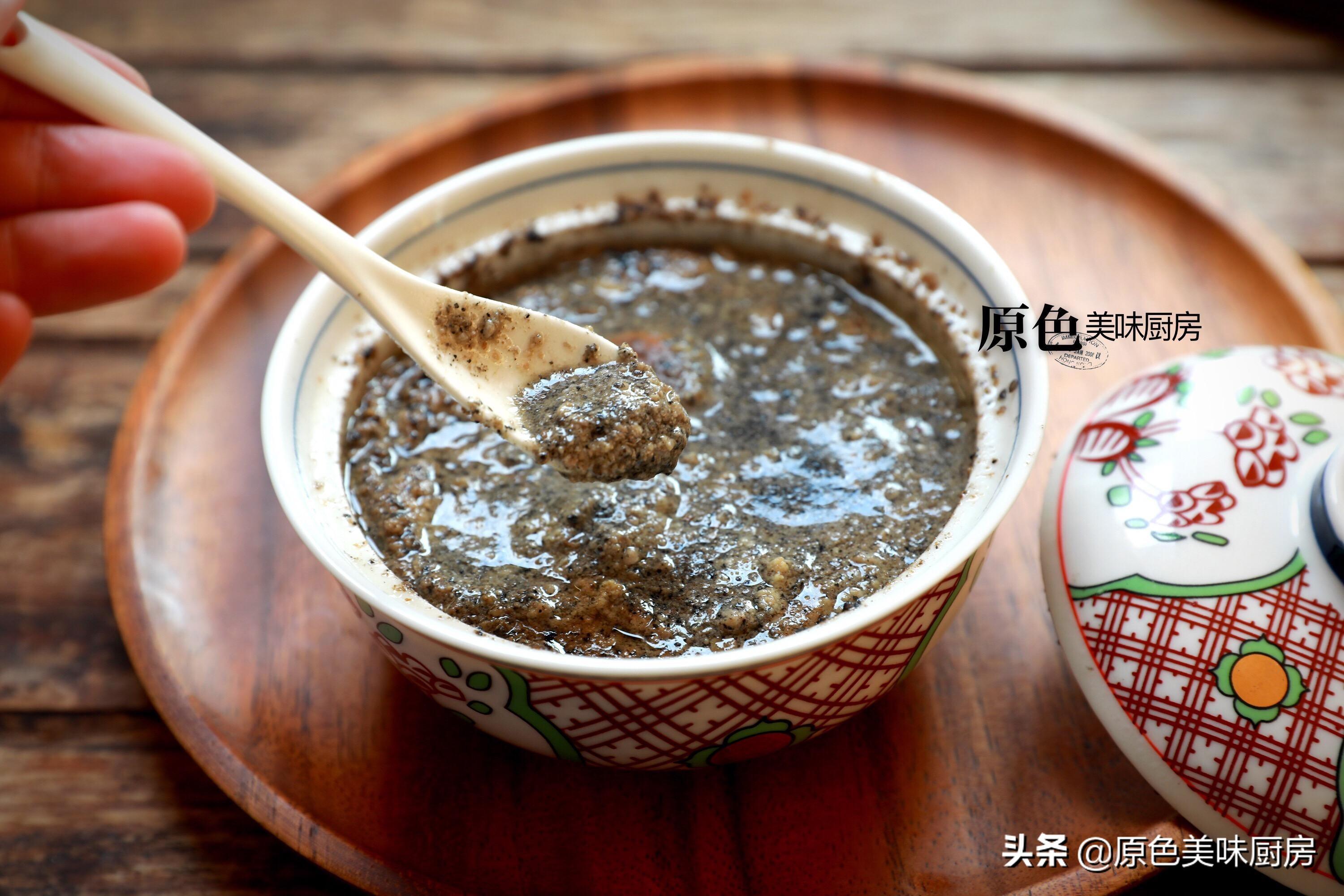 核桃肉的这种吃法很多人都没见过，我从小吃到大，暖身又好吃