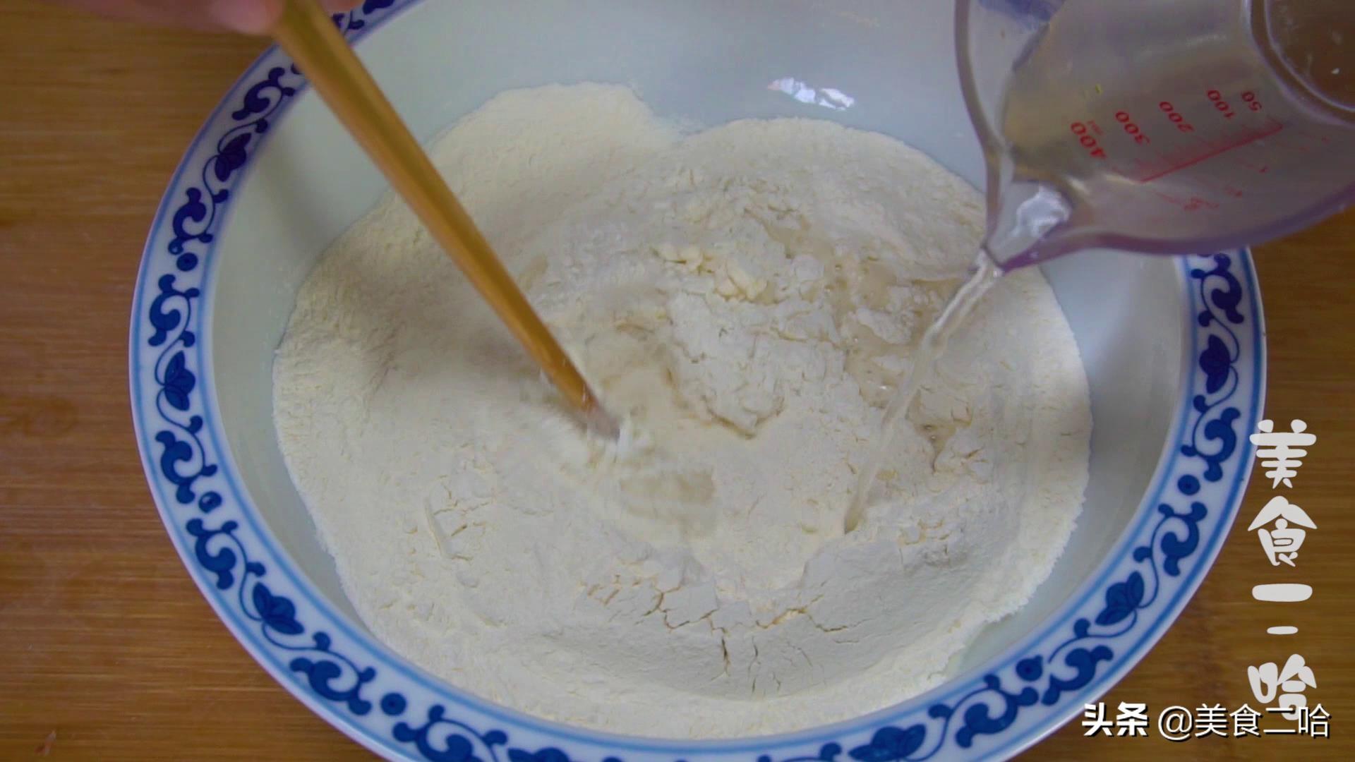 酱香饼的正宗做法（附：详细的酱香饼制作步骤）