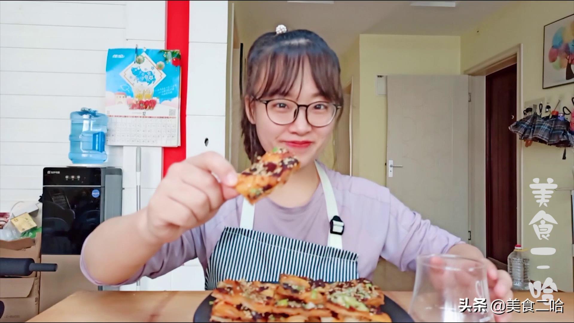 酱香饼的正宗做法（附：详细的酱香饼制作步骤）