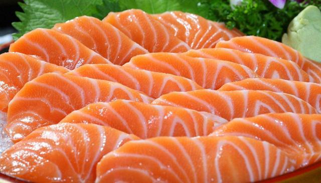 三文鱼的几种新吃法,简单美味又下饭,学会了可以做给家人吃