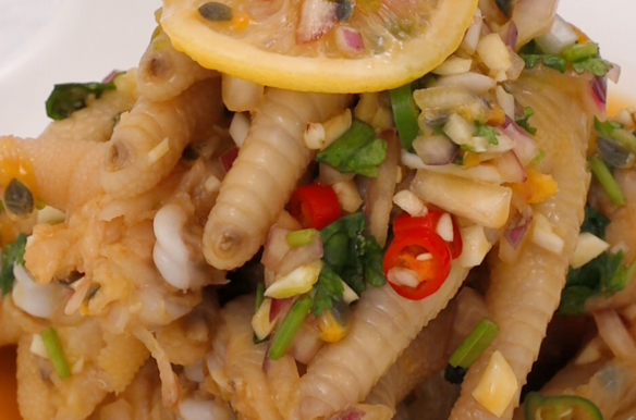 【百香果柠檬鸡爪】做法步骤图  下酒菜的忠实搭档 好吃又解馋-起舞食谱网