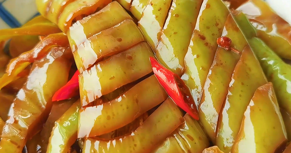 【腌青椒】做法步骤图 开胃又解馋 放半个月不坏-起舞食谱网