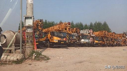 出租工程机械 做工程机械租赁中赚钱吗？内行人告诉你