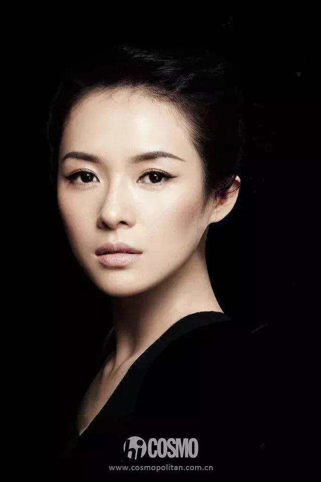 女明星合成图(明星照片合成在线播放)