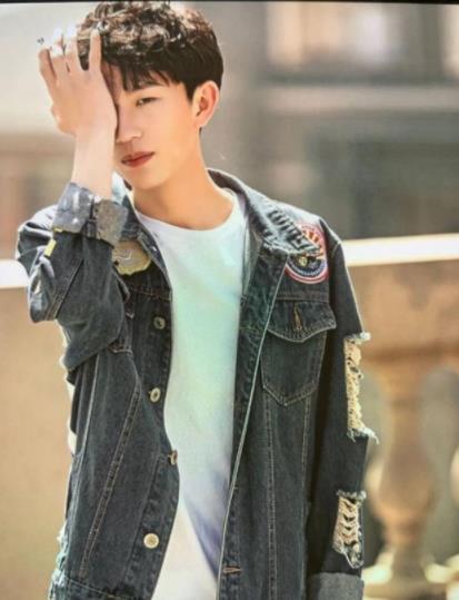 抖音吃鸡主播排行榜(头条吃鸡主播人气排名)