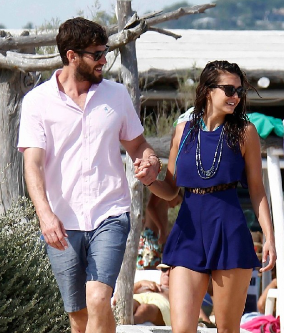 妮娜和伊恩(妮娜和伊恩分手原因)