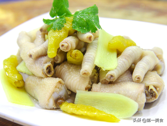 鸡爪怎么泡才好吃，泡鸡爪怎么泡才好吃呢（逐渐成为了奢侈品的泡椒凤爪）